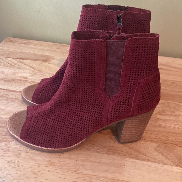 TOMS Suede Majorca Perforated Peep toe Bootie - Picture 11 of 11